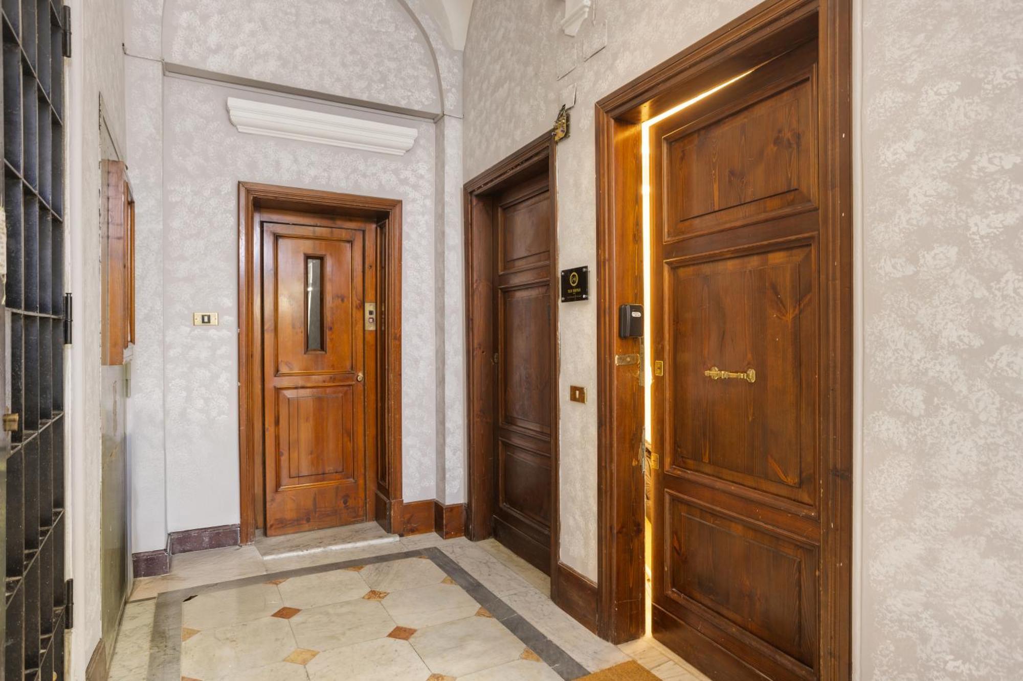 Hotel Gh Trevi Fountain Rzym Zewnętrze zdjęcie