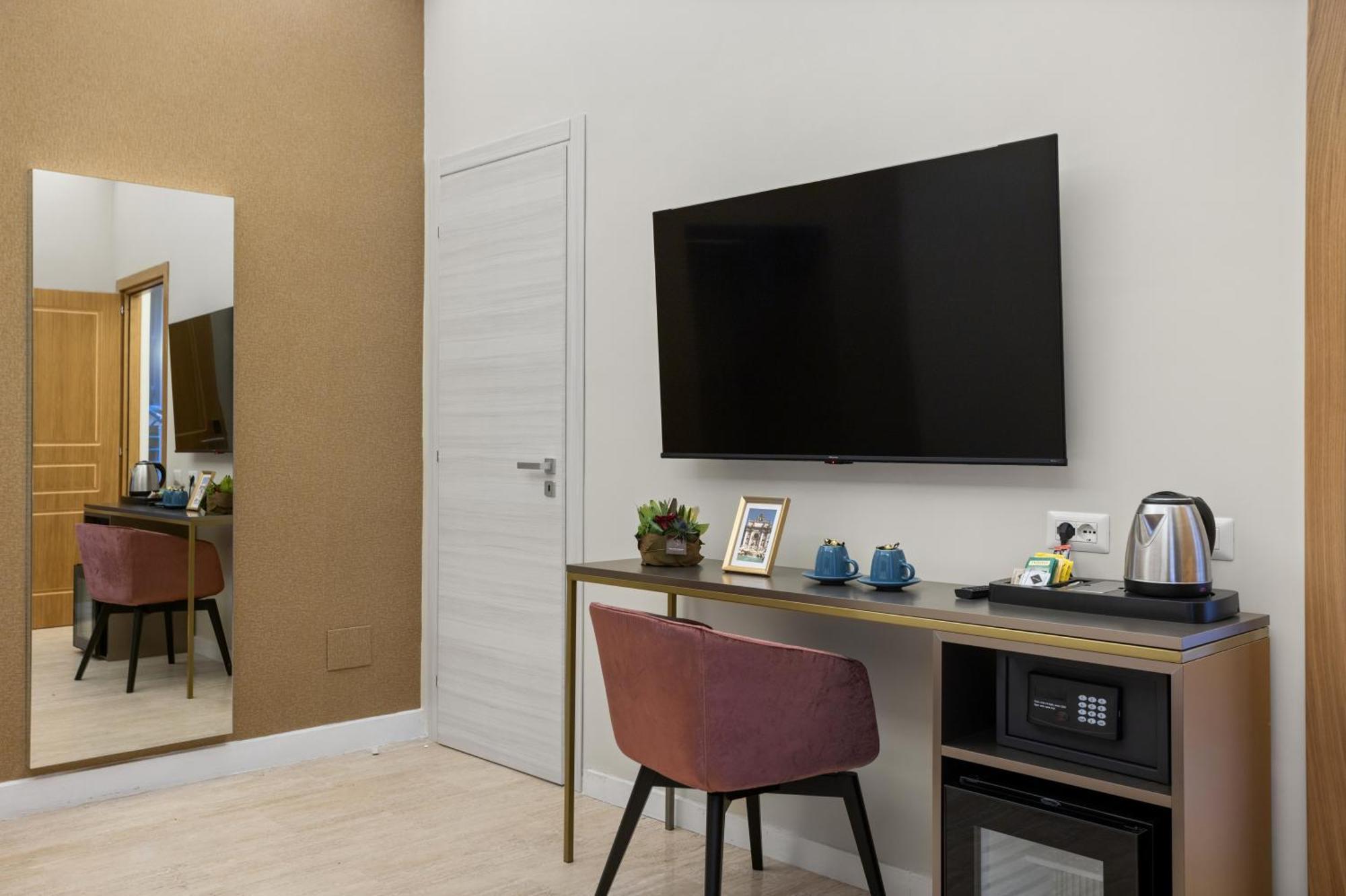 Hotel Gh Trevi Fountain Rzym Zewnętrze zdjęcie
