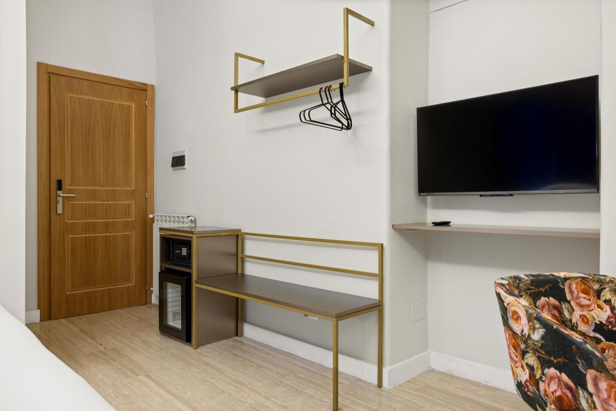 Hotel Gh Trevi Fountain Rzym Zewnętrze zdjęcie